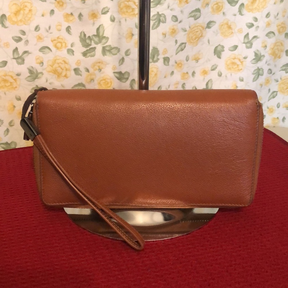 Bveyzi RFID Blocking wristlet